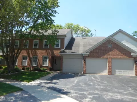 1250 Rosewood Ct #D2, Schaumburg, IL 60193