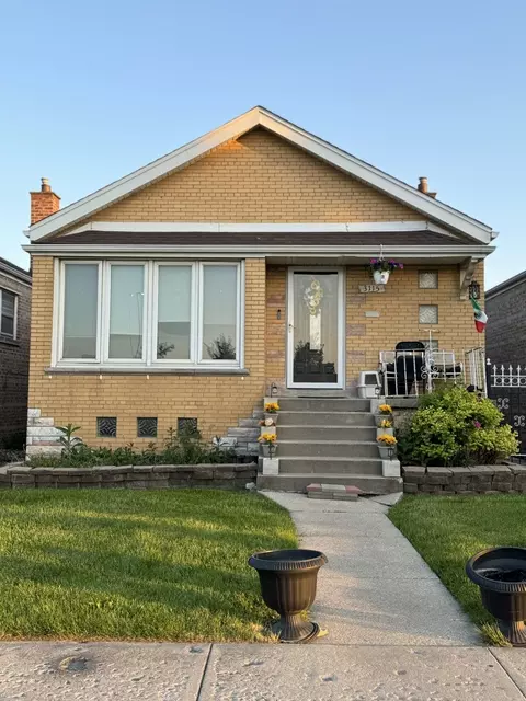3115 W 77th St, Chicago, IL 60652