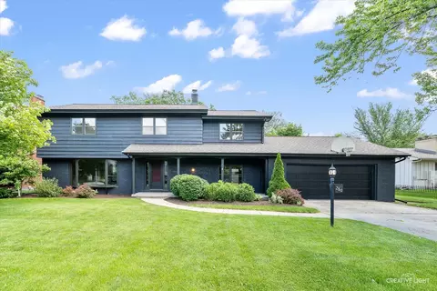 280 N Kingsway Dr, Aurora, IL 60506