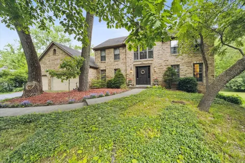 41 W260 Sylvan Dr, Elburn, IL 60119