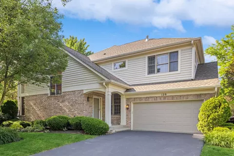 129 Fairway Dr, La Grange, IL 60525