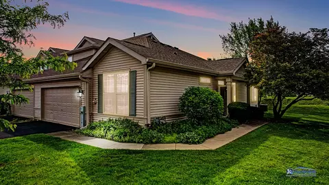 6409 Cherrywood Ct, Fox Lake, IL 60020