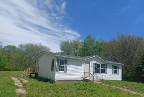 17860 Spring Valley Rd, Morrison, IL 61270