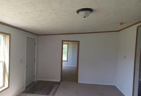 Living - 17860 Spring Valley Rd, Morrison, IL 61270 photo 1 of 2