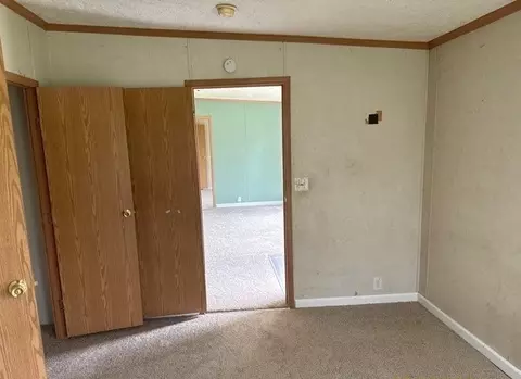 Bedroom - 17860 Spring Valley Rd, Morrison, IL 61270 photo 4 of 4