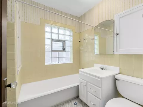 918 Webster Ave, Wheaton, IL 60187 photo 11