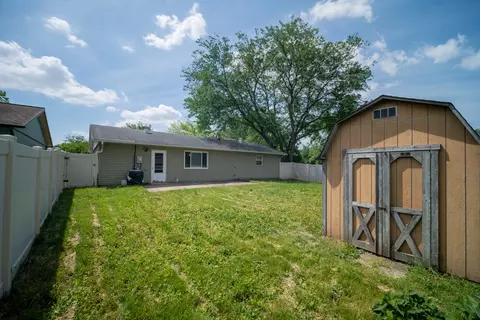 Exterior - 1310 Dillon Dr, Normal, IL 61761 photo 5 of 6