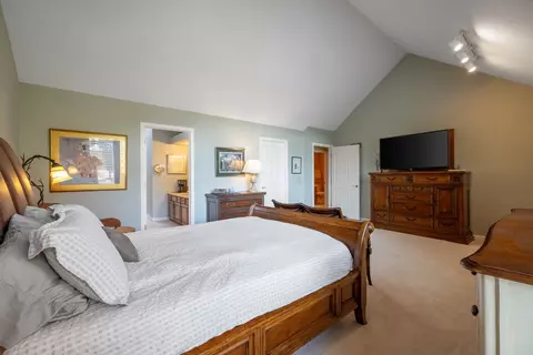 Bedroom - 1273 Prestwick Ln, Itasca, IL 60143 photo 2 of 6