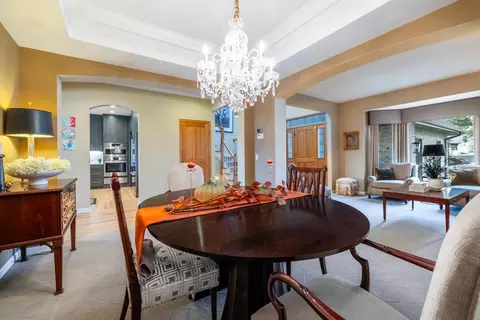 Dining - 1273 Prestwick Ln, Itasca, IL 60143 photo 2 of 4
