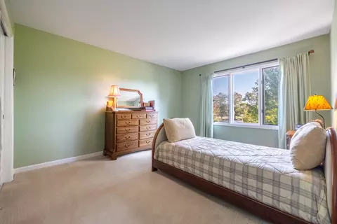 Bedroom - 1273 Prestwick Ln, Itasca, IL 60143 photo 5 of 6