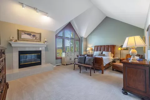 Bedroom - 1273 Prestwick Ln, Itasca, IL 60143 photo 1 of 6