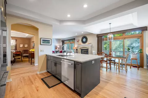 Kitchen - 1273 Prestwick Ln, Itasca, IL 60143 photo 2 of 5