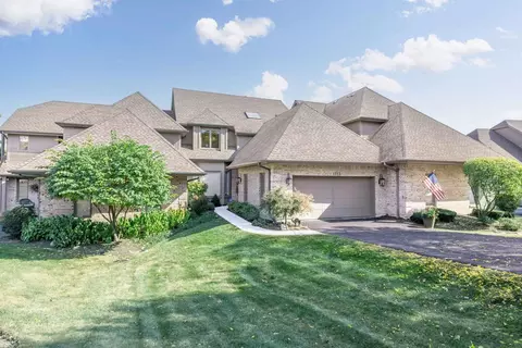 Exterior - 1273 Prestwick Ln, Itasca, IL 60143 photo 2 of 8