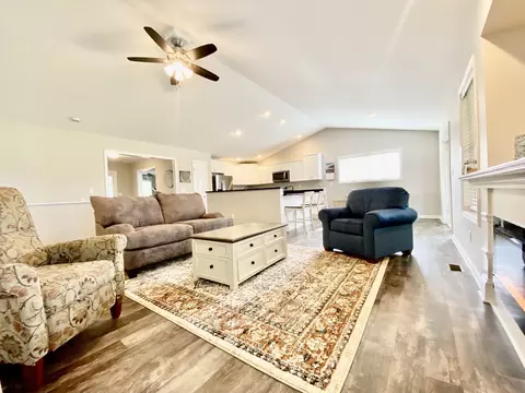 Living - 728 Keller Dr, Dixon, IL 61021 photo 1 of 1