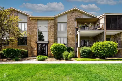 15737 Ravinia Ave #1W, Orland Park, IL 60462