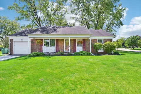 710 Farrington Dr, Buffalo Grove, IL 60089