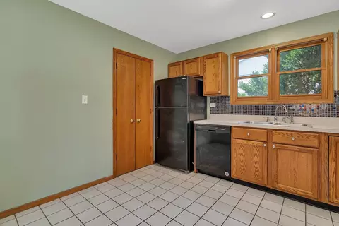 Kitchen - 922 W Main St, Braidwood, IL 60408 photo 2 of 3