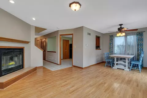 Living - 922 W Main St, Braidwood, IL 60408 photo 3 of 3
