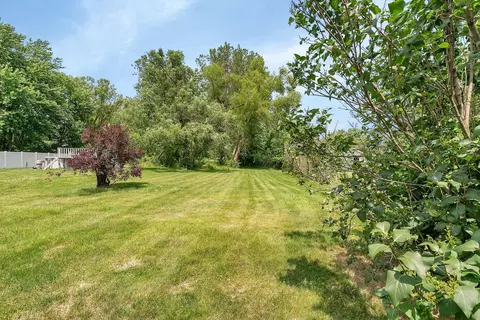 Exterior - 922 W Main St, Braidwood, IL 60408 photo 5 of 6