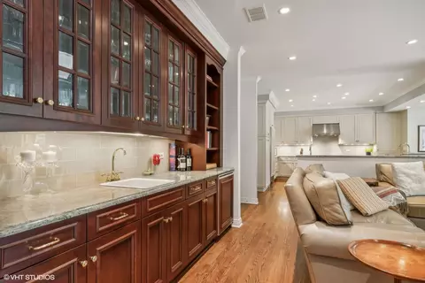 Kitchen - 650 E Deerpath Rd, Lake Forest, IL 60045 photo 1 of 4