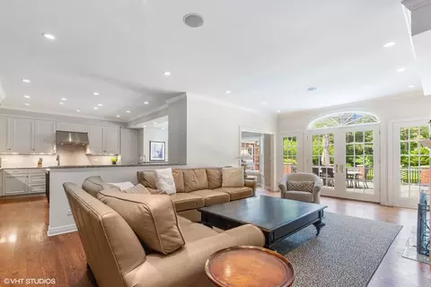 Living - 650 E Deerpath Rd, Lake Forest, IL 60045 photo 4 of 4