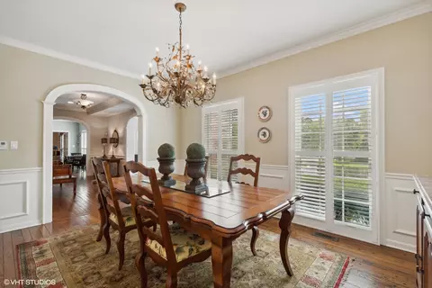Dining - 650 E Deerpath Rd, Lake Forest, IL 60045 photo 2 of 2