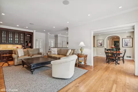 Living - 650 E Deerpath Rd, Lake Forest, IL 60045 photo 3 of 4