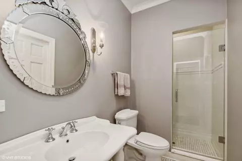 Bath - 650 E Deerpath Rd, Lake Forest, IL 60045 photo 3 of 5