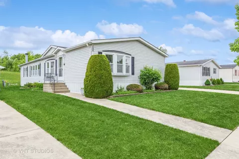 290 Tulip Cir, Matteson, IL 60443