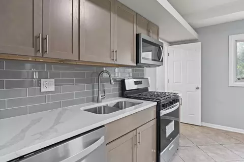 Kitchen - Undisclosed, Hazel Crest, IL 60429 photo 2 of 3