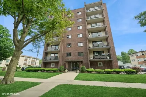 1491 Ashland Ave #4SW, Des Plaines, IL 60016