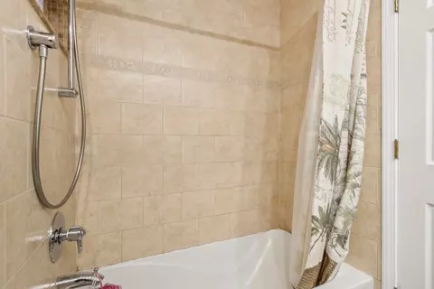 1005 Harbour Dr #2B, Wheeling, IL 60090 photo 25