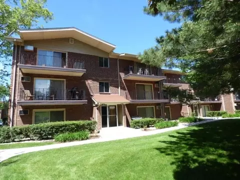 5333 Waterbury Way #504A, Crestwood, IL 60418