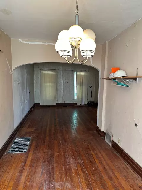1626 N Harding Ave, Chicago, IL 60647 photo 9