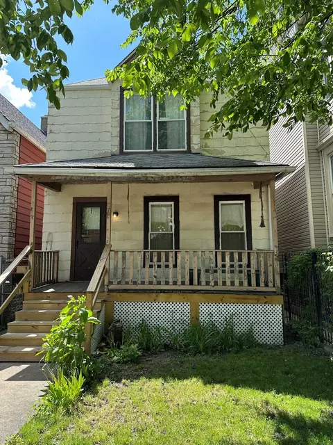 1626 N Harding Ave, Chicago, IL 60647 photo 2