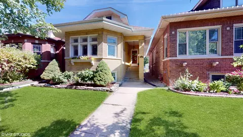 5454 W Hutchinson St, Chicago, IL 60641