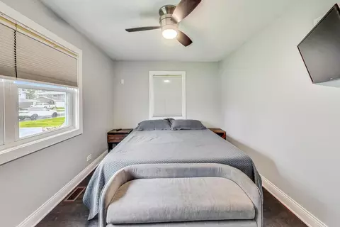 470 S Oak Glenn Dr, Bartlett, IL 60103 photo 12