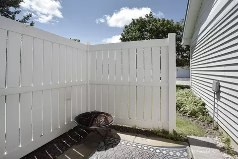 1631 Cornell Dr #0, Hoffman Estates, IL 60169 photo 11