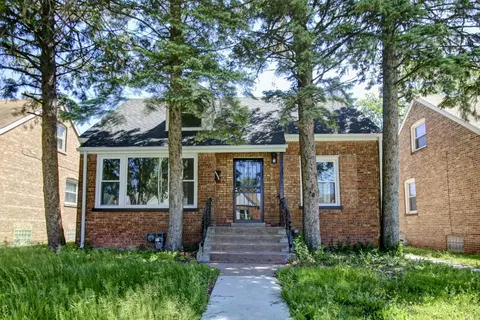 12343 S May St, Calumet Park, IL 60827