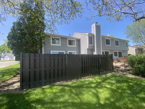 Other - 1920 Georgetown Ln, Hoffman Estates, IL 60169 photo 1 of 7