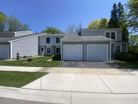 Exterior - 1920 Georgetown Ln, Hoffman Estates, IL 60169 photo 3 of 7