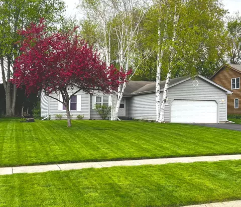 1611 Poplar Ln, Woodstock, IL 60098