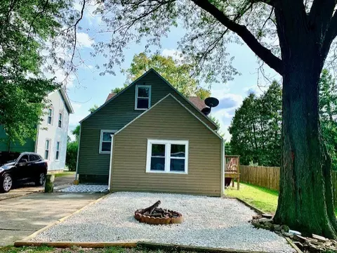 712 Mountain St, Aurora, IL 60505 photo 8