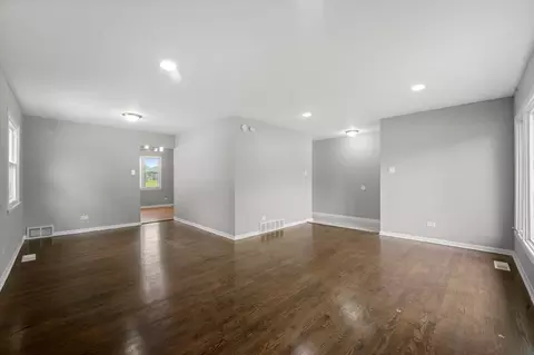 149 Indiana St, Park Forest, IL 60466 photo 8