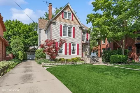 110 N Prospect Ave, Park Ridge, IL 60068