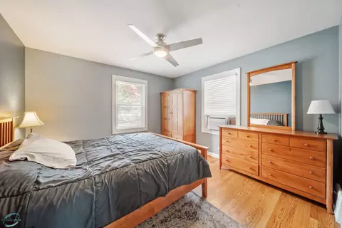 Bedroom - 755 S Spring Rd, Elmhurst, IL 60126 photo 1 of 2