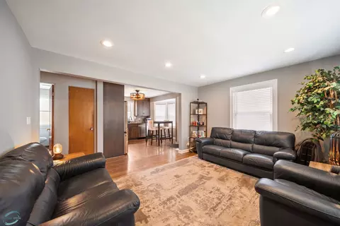 Living - 755 S Spring Rd, Elmhurst, IL 60126 photo 1 of 2