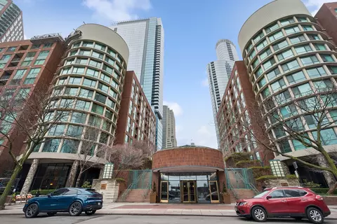 480 N Mcclurg Ct #420, Chicago, IL 60611