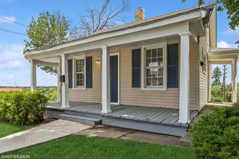 59 S Crystal St, Elgin, IL 60123