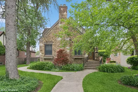 840 S Clifton Ave, Park Ridge, IL 60068